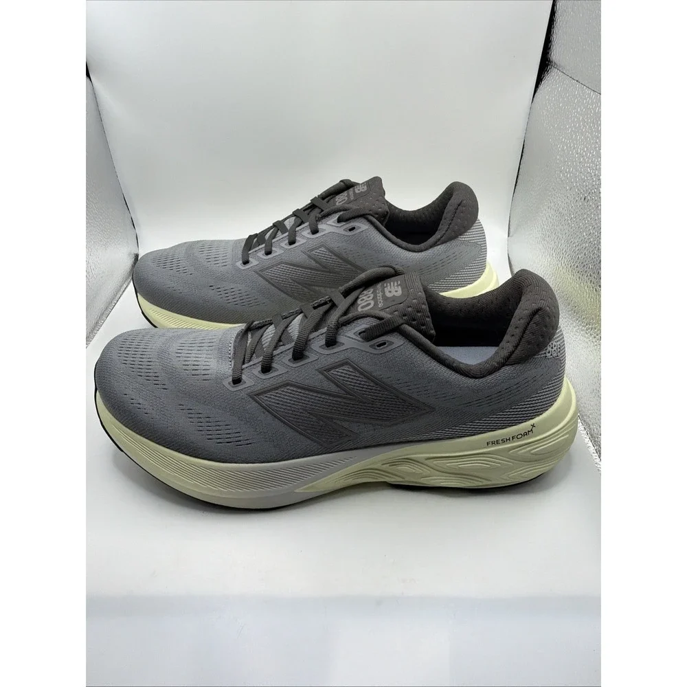New Balance Men's Running Shoe Fresh‎ Foam. 880V15 Grey/Grey. Size 12D. M880F15